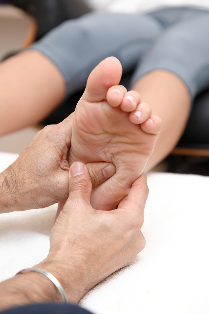 Foot Pain Treatment - Plantar Fasciitis Treatment by Oakland